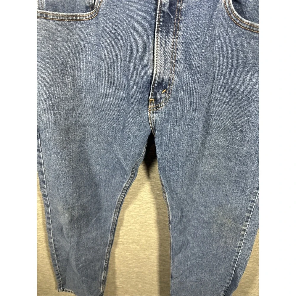 Levis this jean